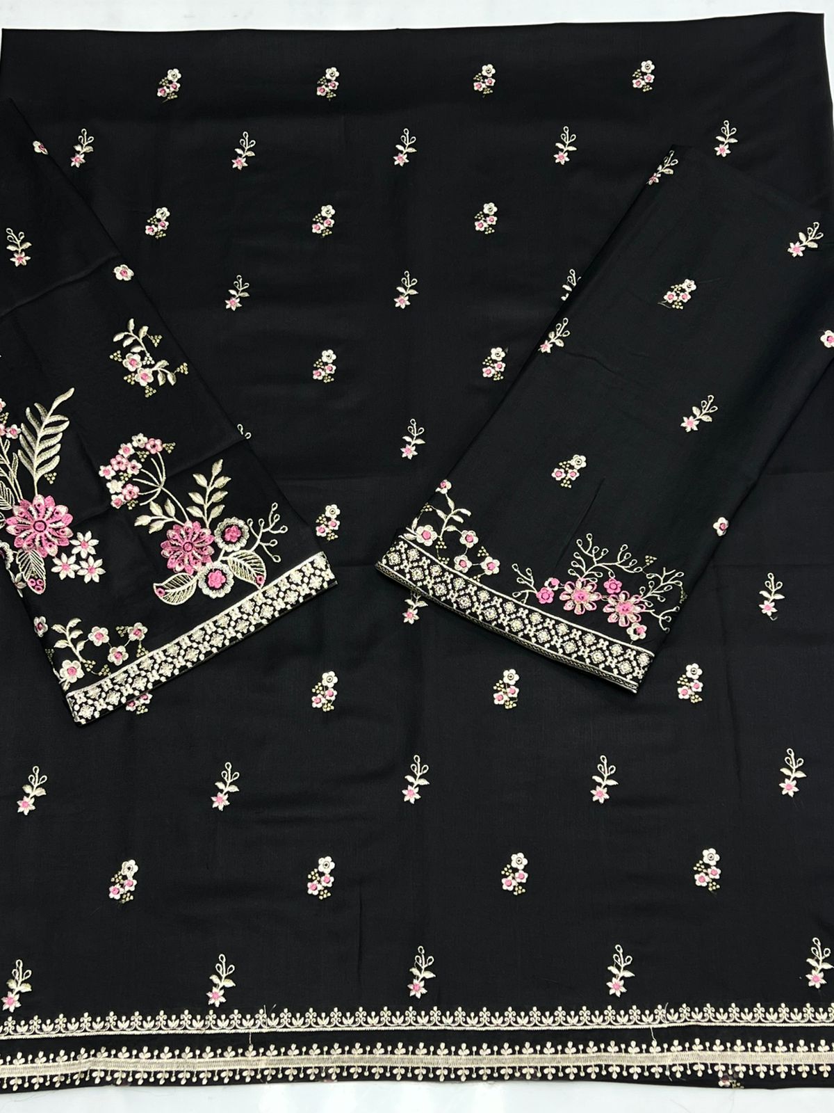 Dhanak 2pc